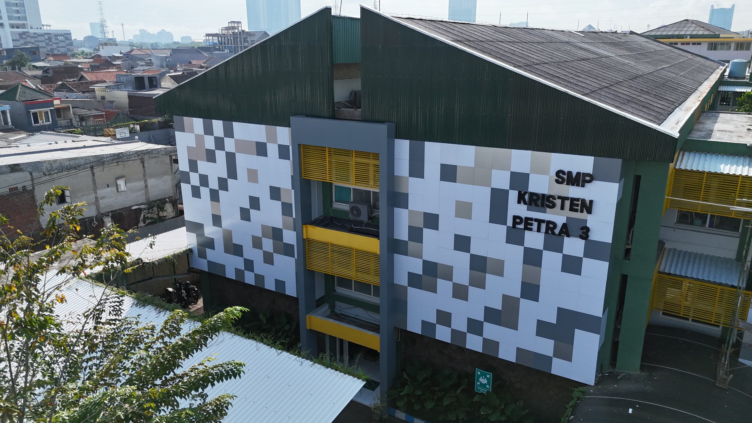 Gedung Sekolah (5)