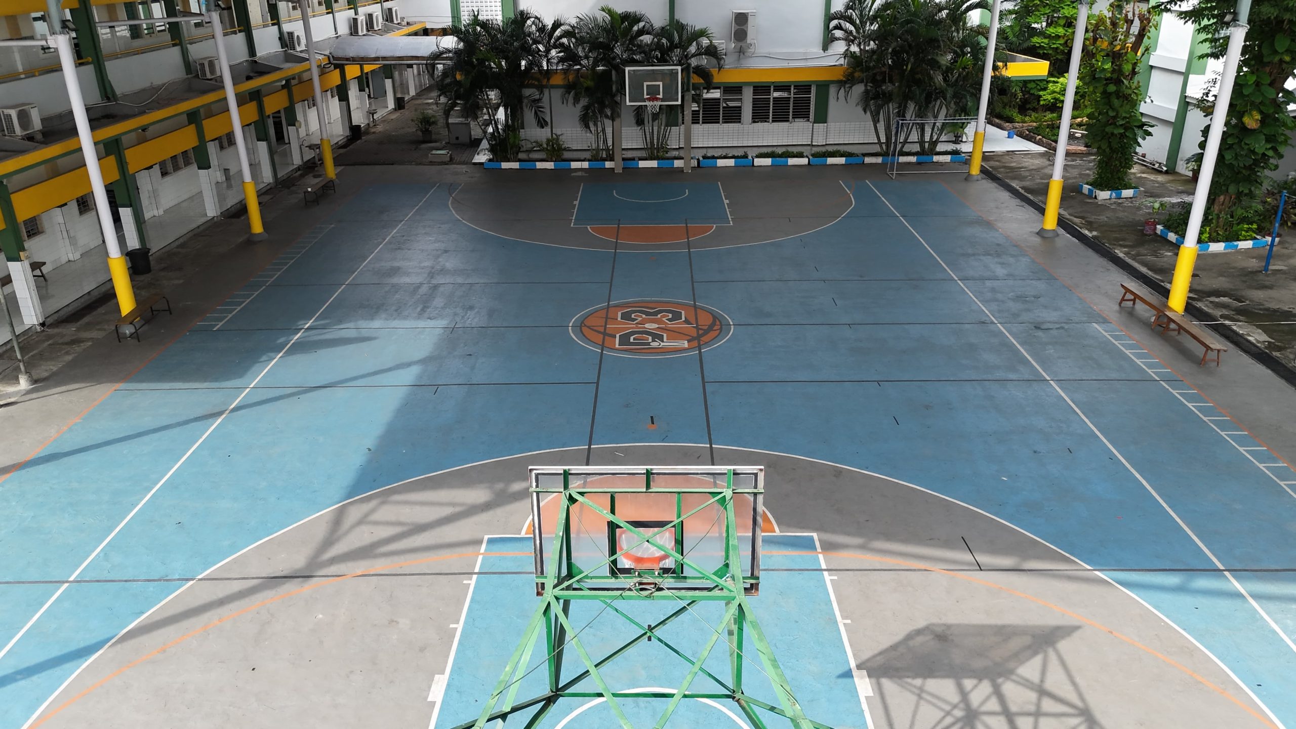 Lapangan Basket (2)